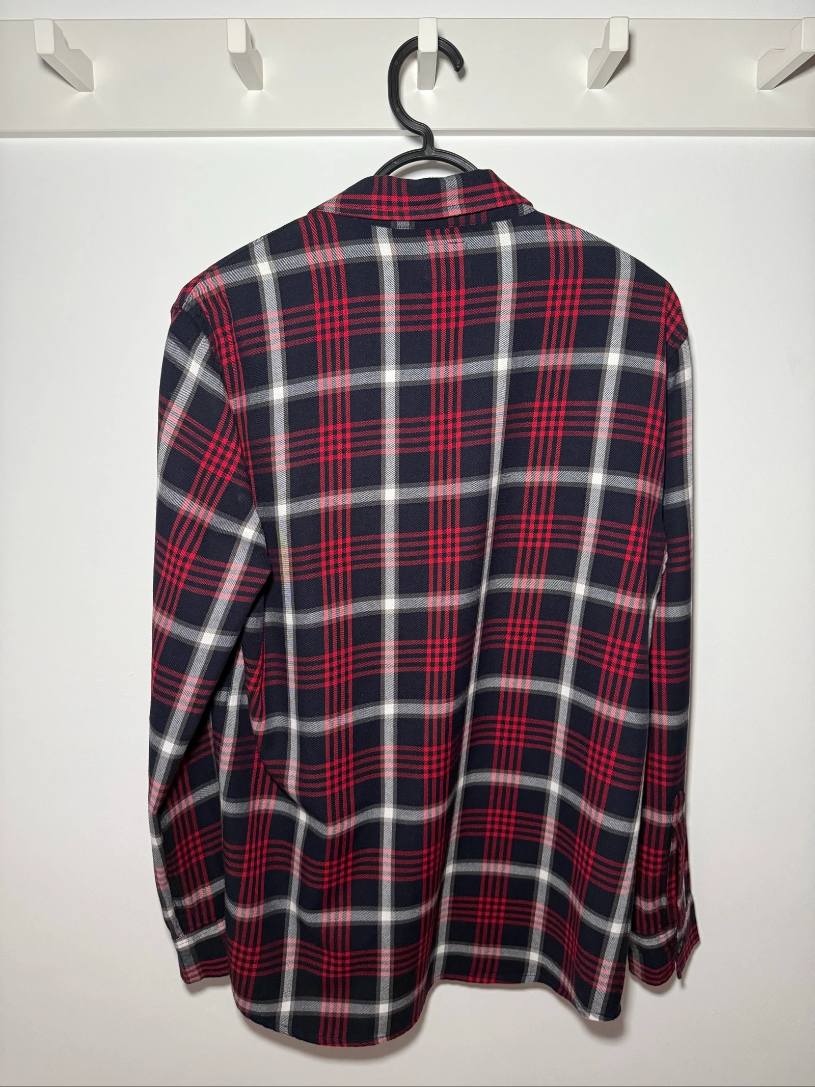 GUESS Plaid Shirt – Size M – photo 8